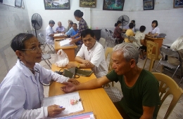 Patients at the Scientology Health Centre for victims of Agent Orange in Thai Binh
