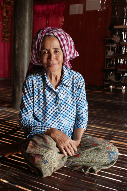 Chăm woman in Svay Khleang in Cambodia, during conversation about the village's history, photographed during my visit in 2010.