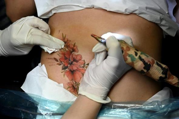 More Vietnamese women using tattos