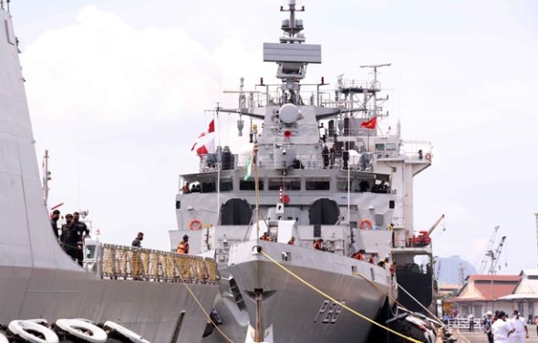 Indian naval ship visits Vietnam